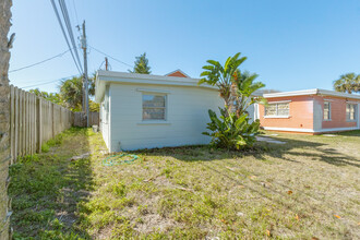 465 Jackson Ave in Cape Canaveral, FL - Building Photo - Building Photo