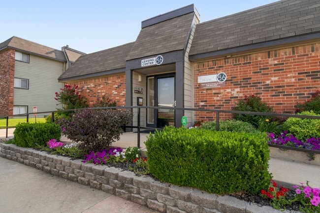 1401 N Birch St in Owasso, OK - Building Photo - Building Photo