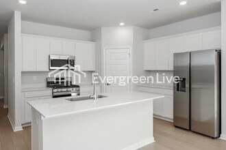 312 Pond Spg Dr in Huntsville, AL - Building Photo - Building Photo