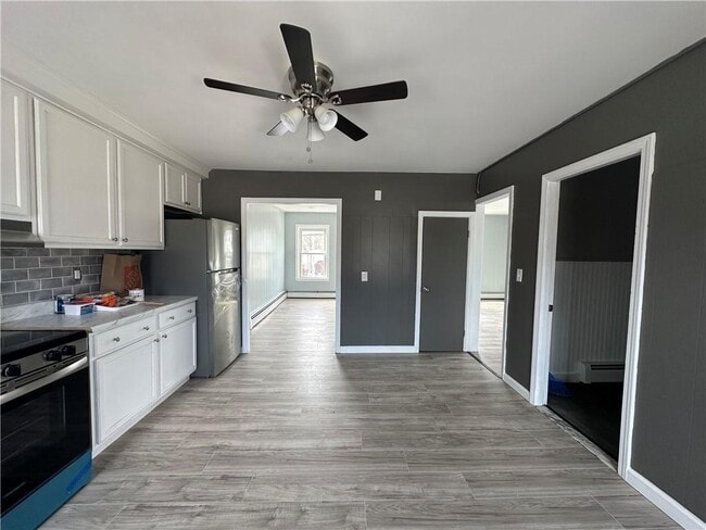 property at 1076 Main St