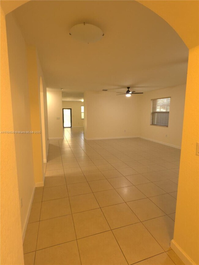 15171 SW 116th Terrace in Miami, FL - Building Photo - Building Photo