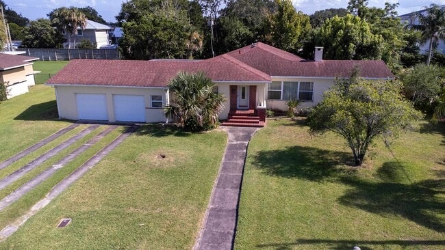 property at 61 Avista Cir