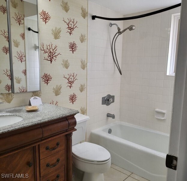 property at 240 Palm River Blvd
