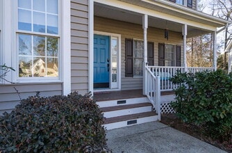 221 Wild Holly Ln in Holly Springs, NC - Building Photo - Building Photo