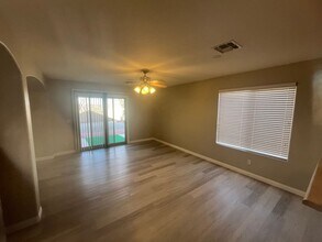 86 N 238th Ln in Buckeye, AZ - Building Photo - Building Photo