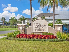 The Carlton at Lake Dexter in Winter Haven, FL - Foto de edificio - Building Photo