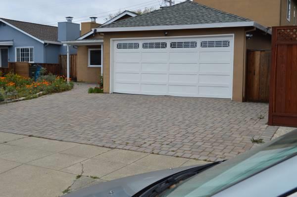 512 Marine View Ave in Belmont, CA - Building Photo