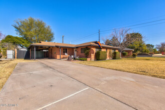 1940 E Rancho Dr in Phoenix, AZ - Building Photo - Building Photo