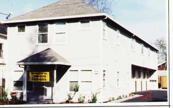 712 Morgan St in Santa Rosa, CA - Foto de edificio - Building Photo