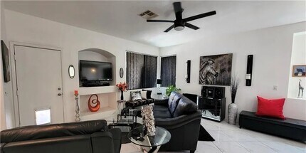 7617 Adornment Ct in Las Vegas, NV - Building Photo - Building Photo