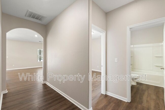 6113 Purbeck Way in Charlotte, NC - Building Photo - Building Photo