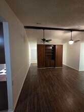 1712 Long Meadow Rd in Mobile, AL - Foto de edificio - Building Photo