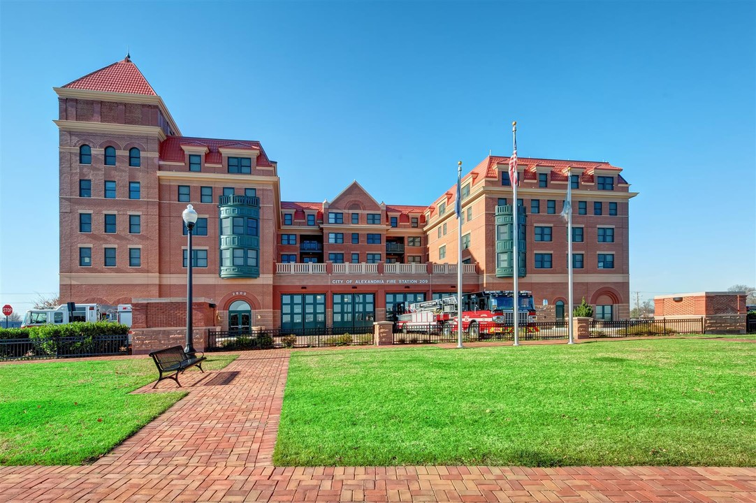 The Station At Potomac Yard Apartments in Alexandria, VA - Foto de edificio