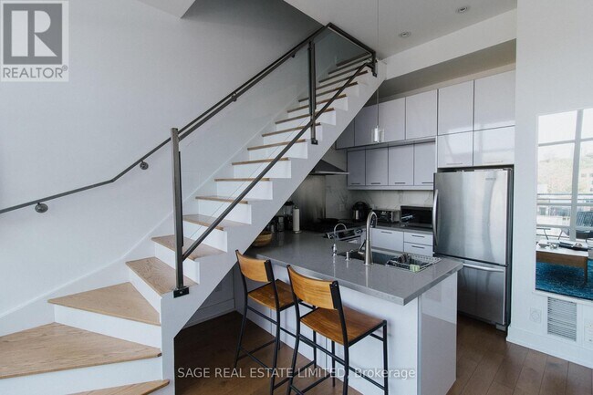 483 Dupont St in Toronto, ON - Building Photo - Building Photo