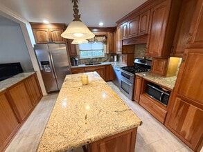 4741 Golden Rd in Pleasanton, CA - Building Photo - Building Photo