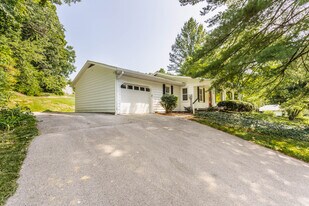 1604 W 17th St in Bloomington, IN - Building Photo