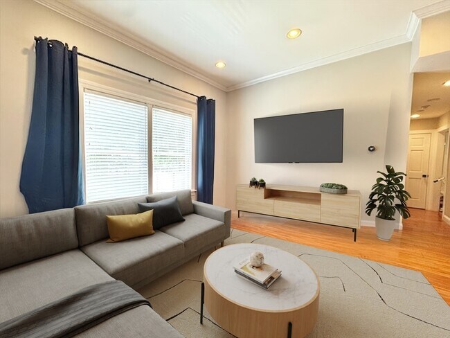 499-501-501 Sumner St in Boston, MA - Building Photo - Building Photo