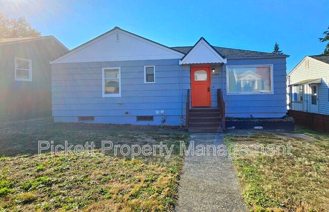 property at 2109 E Highlands St