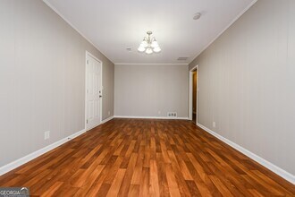 4492 Raleigh Dr in Decatur, GA - Building Photo - Building Photo