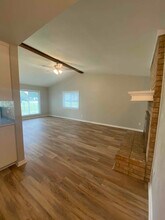 301 1st St in Palestine, TX - Building Photo - Building Photo