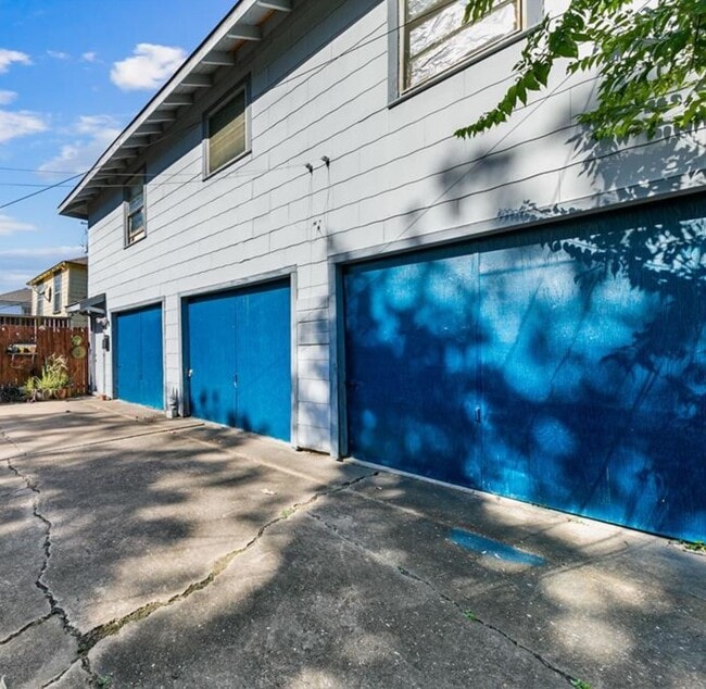 property at 4427 Jefferson St