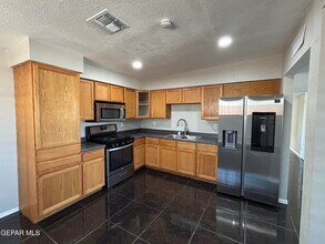 201 Romeria Dr in El Paso, TX - Building Photo - Building Photo