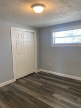 6217 Wyoming Ave-Unit -6217 Wyoming Ave in New Port Richey, FL - Building Photo - Building Photo