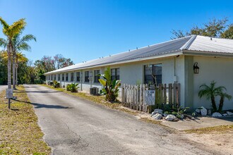 Royal Spanish Villas in Titusville, FL - Building Photo - Primary Photo