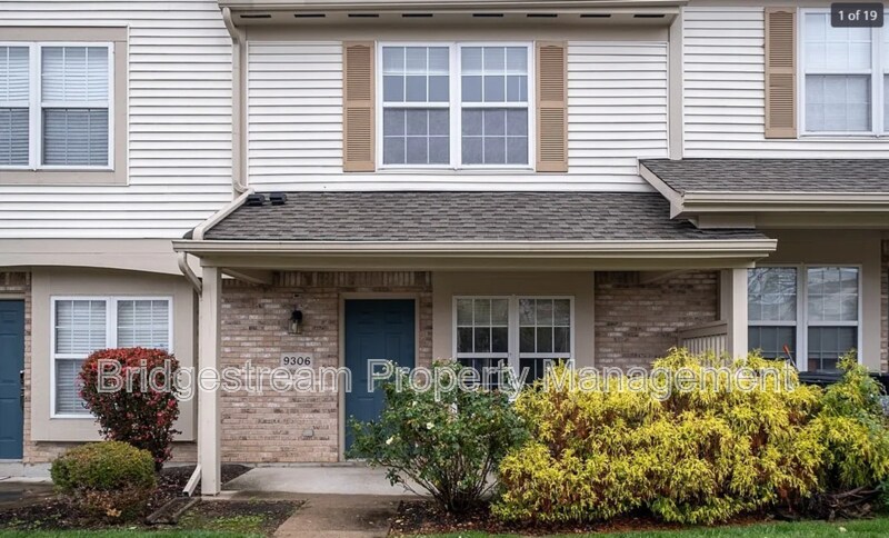 9306 Captiva Bay Dr in Miamisburg, OH - Foto de edificio