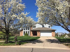 3240 Bellflower Ct in Ann Arbor, MI - Building Photo