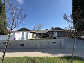 8216 Glade Ave in Canoga Park, CA - Building Photo