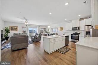 68 Painters Wy in Pottstown, PA - Building Photo - Building Photo