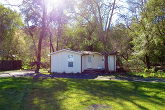 1513-1515 Warm Springs Rd in Glen Ellen, CA - Building Photo - Building Photo