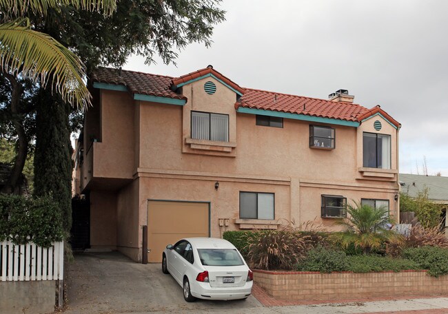 3654 Arizona St in San Diego, CA - Building Photo - Building Photo