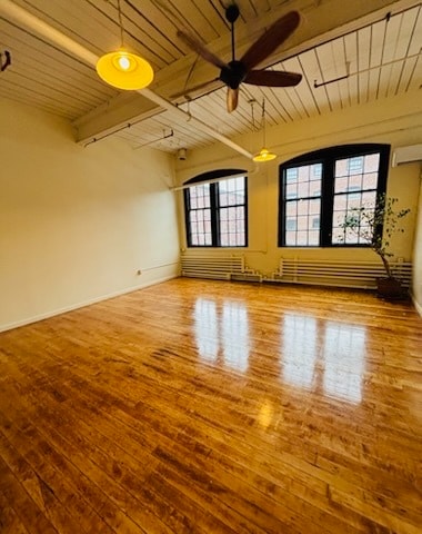 595 Mineral Spring Ave, Unit 4 in Pawtucket, RI - Foto de edificio - Building Photo