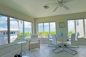 3541 NE Ocean Blvd in Jensen Beach, FL - Building Photo - Building Photo