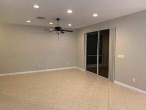 6078 SE Split Oak Trail in Hobe Sound, FL - Building Photo - Building Photo