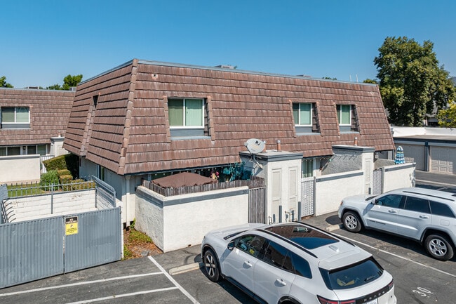 Glendora East Apartments
