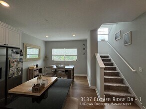 3137 Clover Ridge Dr in Chaska, MN - Building Photo - Building Photo