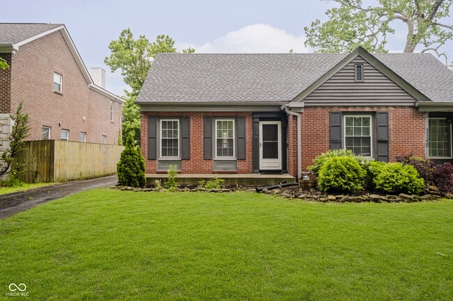 property at 3346 E Fall Creek Pkwy N Dr