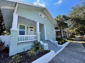 1932 W Spruce St in Tampa, FL - Building Photo