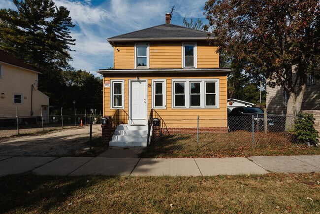 714 Helmholz Ave in Waukegan, IL - Building Photo - Building Photo