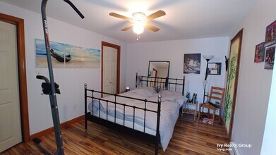 108 Cross St, Unit 1 in Somerville, MA - Building Photo - Building Photo