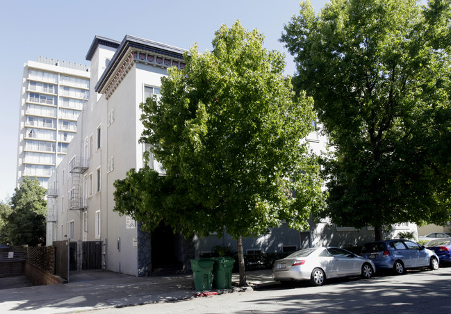 Lakeview in Oakland, CA - Foto de edificio - Building Photo