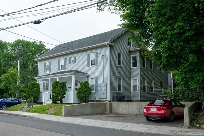 6-8 Claflin St in Framingham, MA - Building Photo - Building Photo