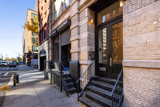 136 Watts St in New York, NY - Building Photo - Building Photo