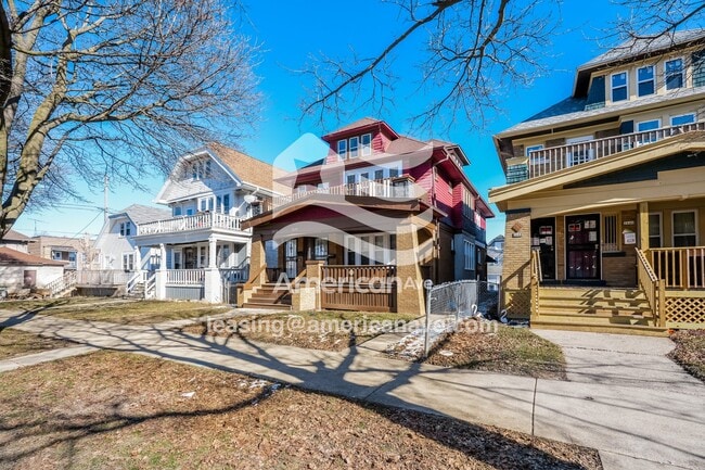 2650#2652 North 50th Street, 53210; #1593339 - 1593339 in Milwaukee, WI - Foto de edificio - Building Photo