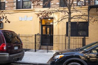 124 S 3rd St in Brooklyn, NY - Building Photo - Building Photo