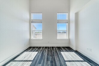 2209 Tapia Wy in Chico, CA - Building Photo - Building Photo