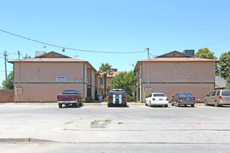 41667 Sultana Rd in Dinuba, CA - Building Photo - Primary Photo